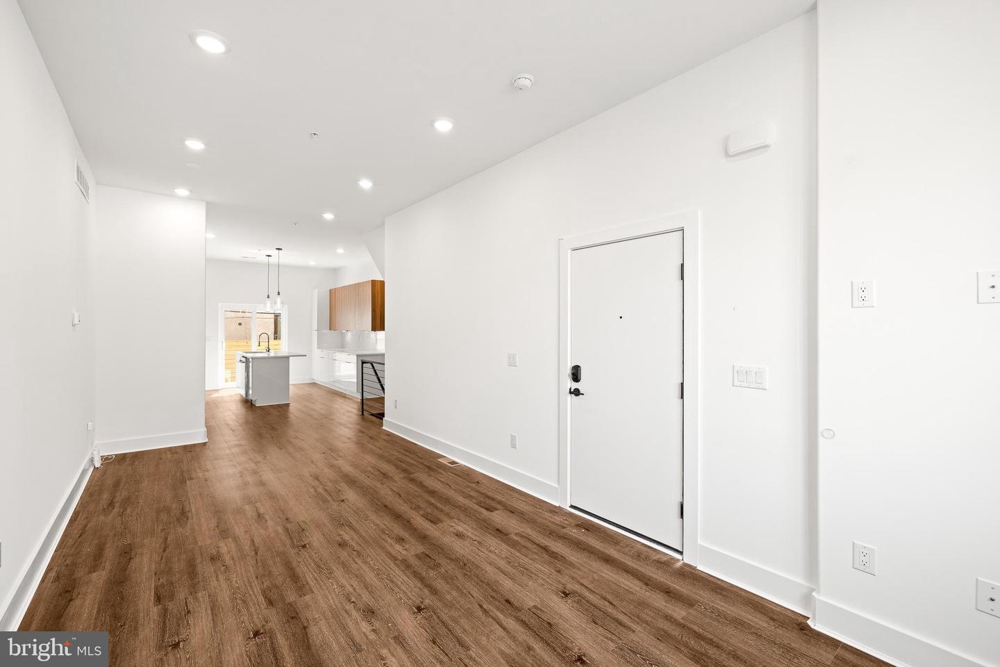 1917 S 5th St S #1