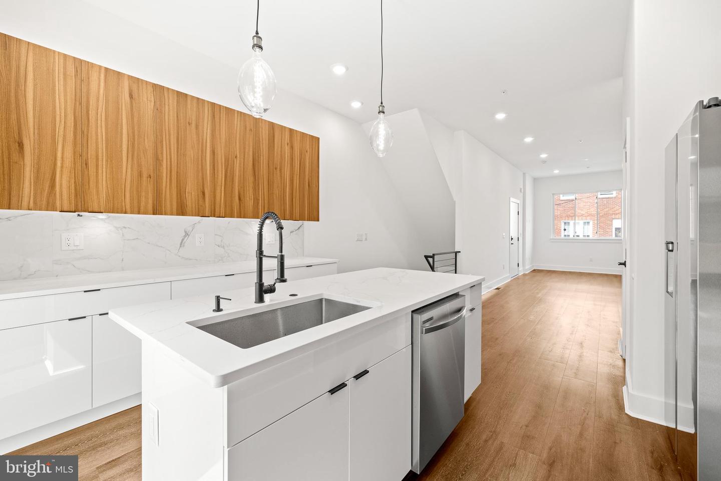 1917 S 5th St S #1