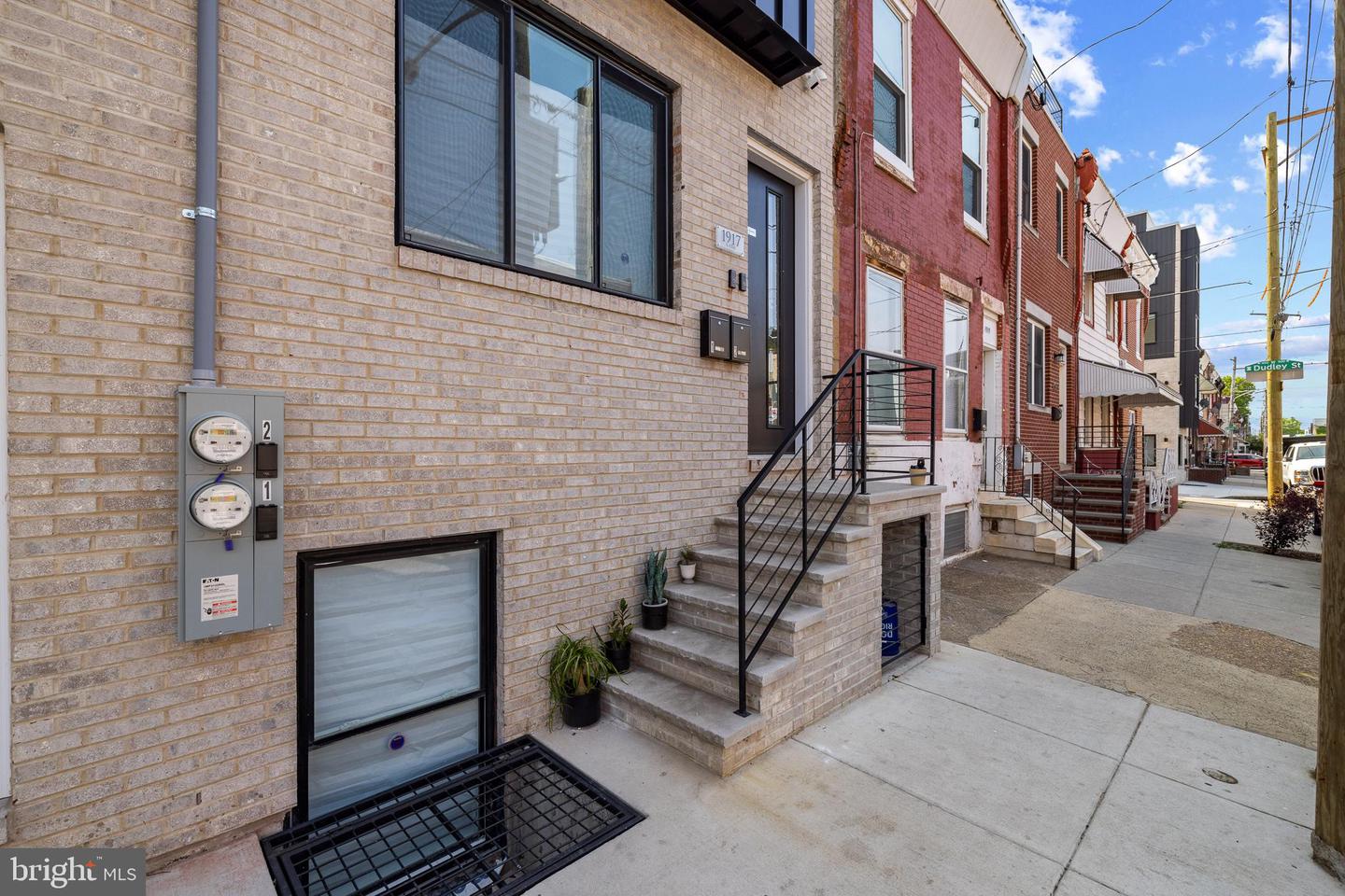 1917 S 5th St S #1