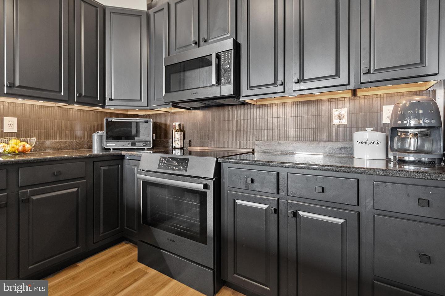 113 N BREAD STREET Unit: 3H6