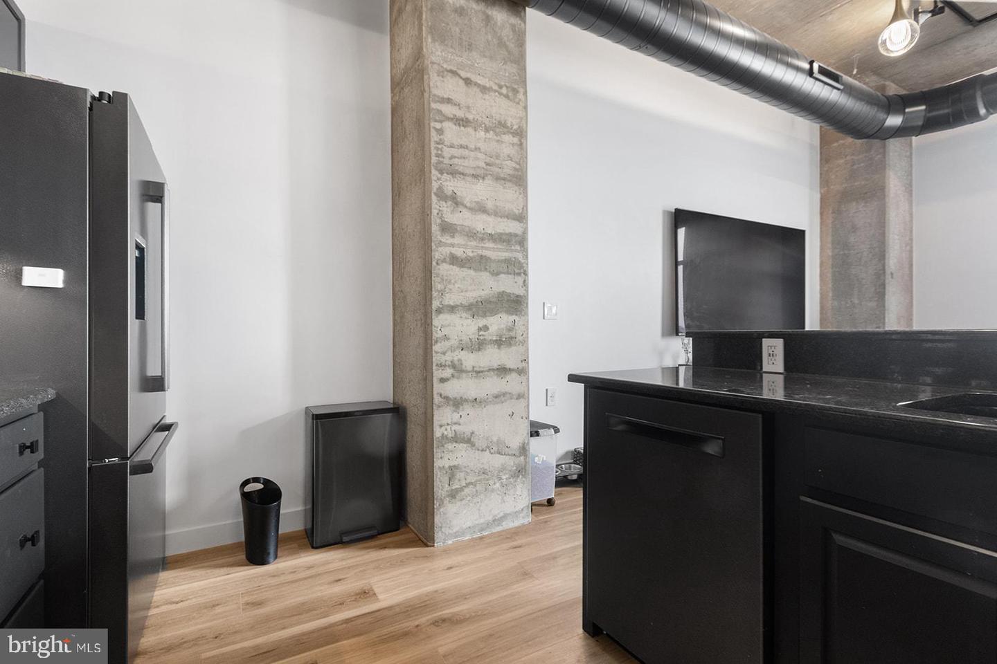 113 N BREAD STREET Unit: 3H6