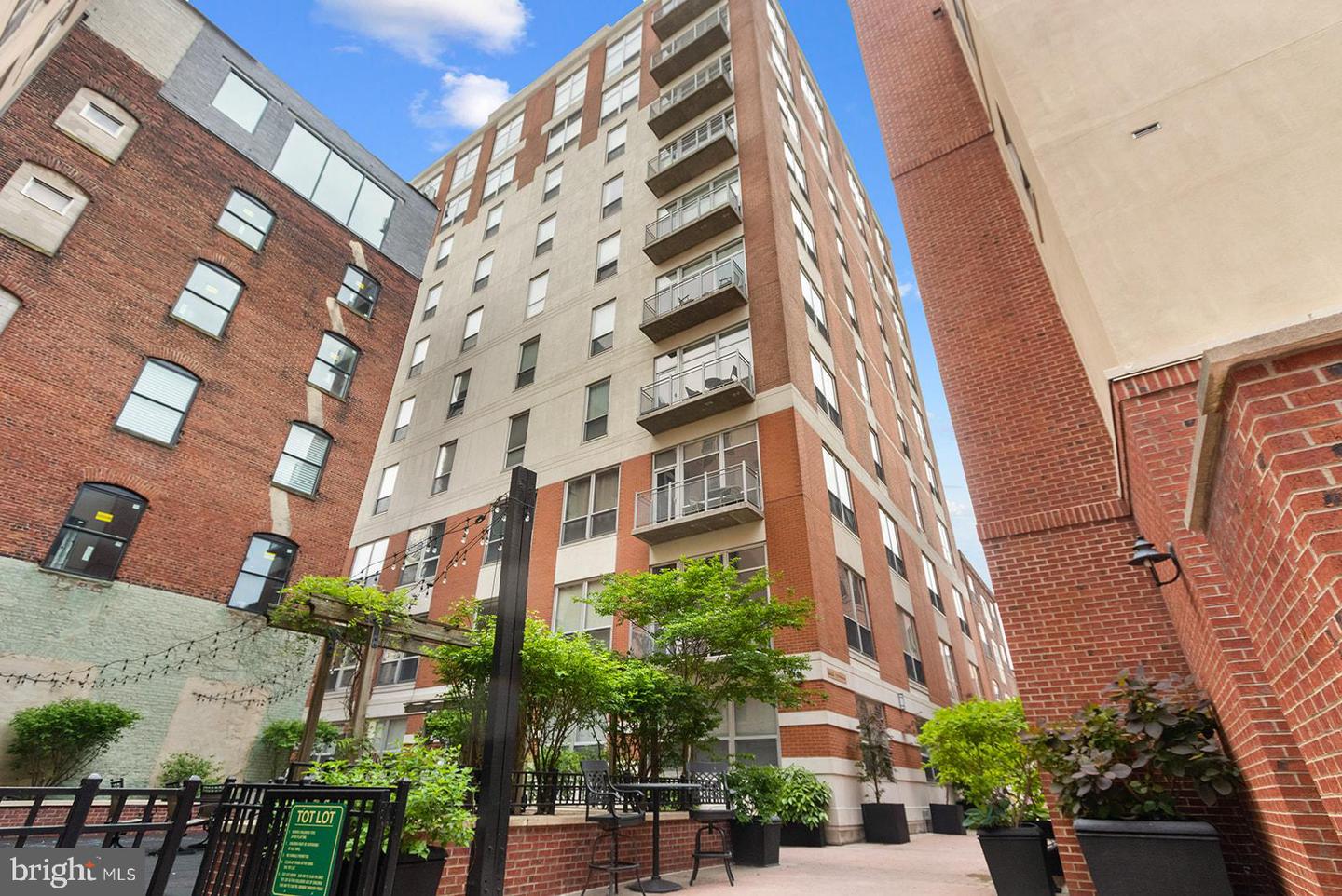 113 N BREAD STREET Unit: 3H6