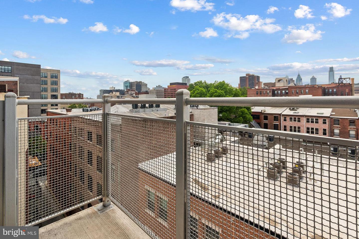 113 N BREAD STREET Unit: 3H6