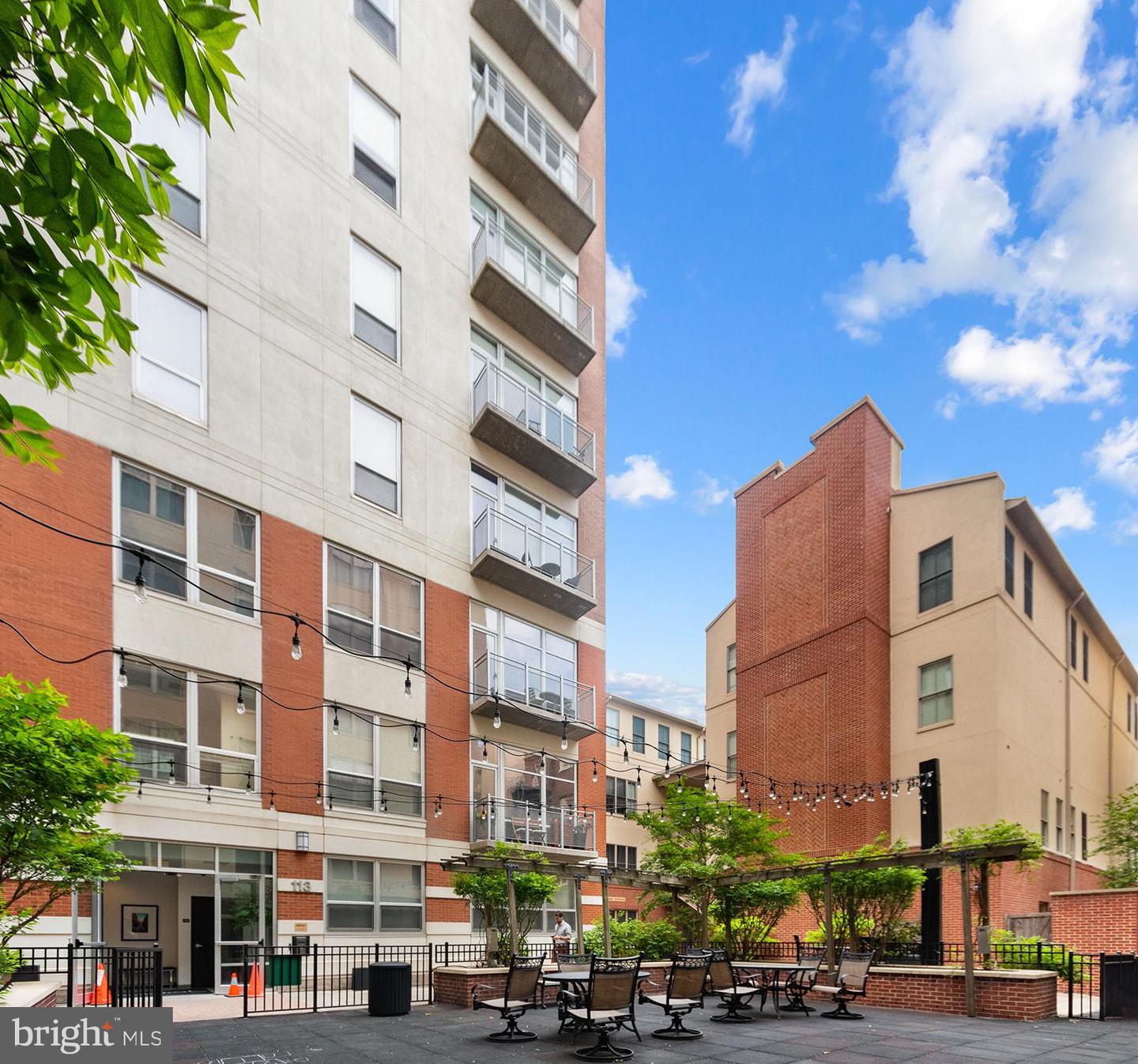 113 N BREAD STREET Unit: 3H6