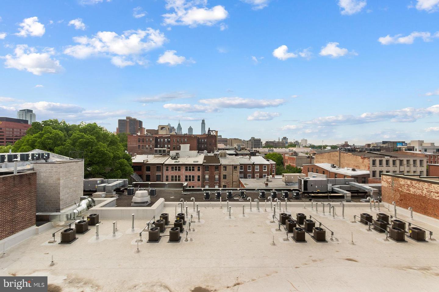 113 N BREAD STREET Unit: 3H6