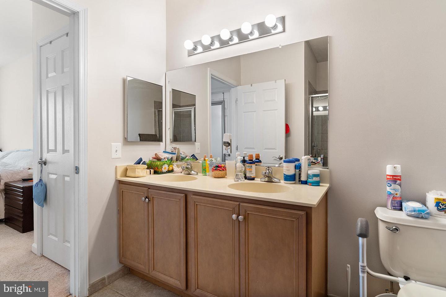 3119 W THOMPSON STREET