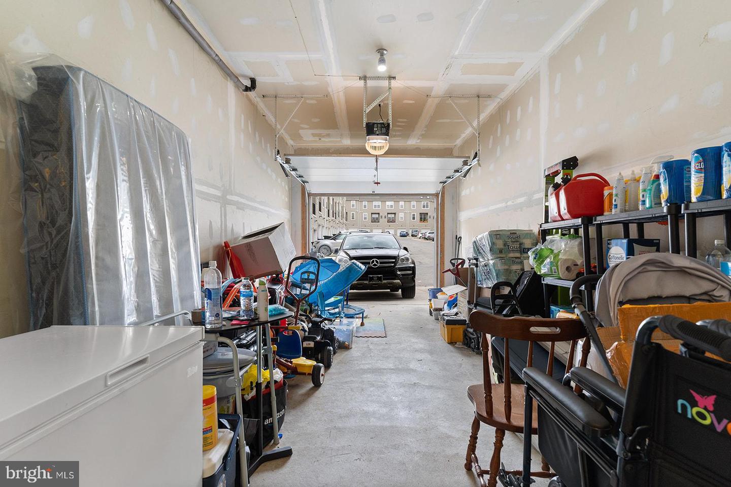 3119 W THOMPSON STREET