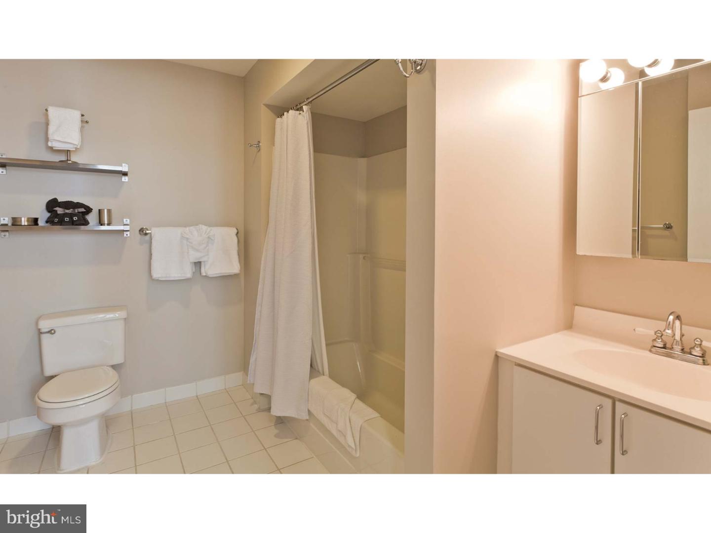 201 S 25TH STREET Unit: 2B-218