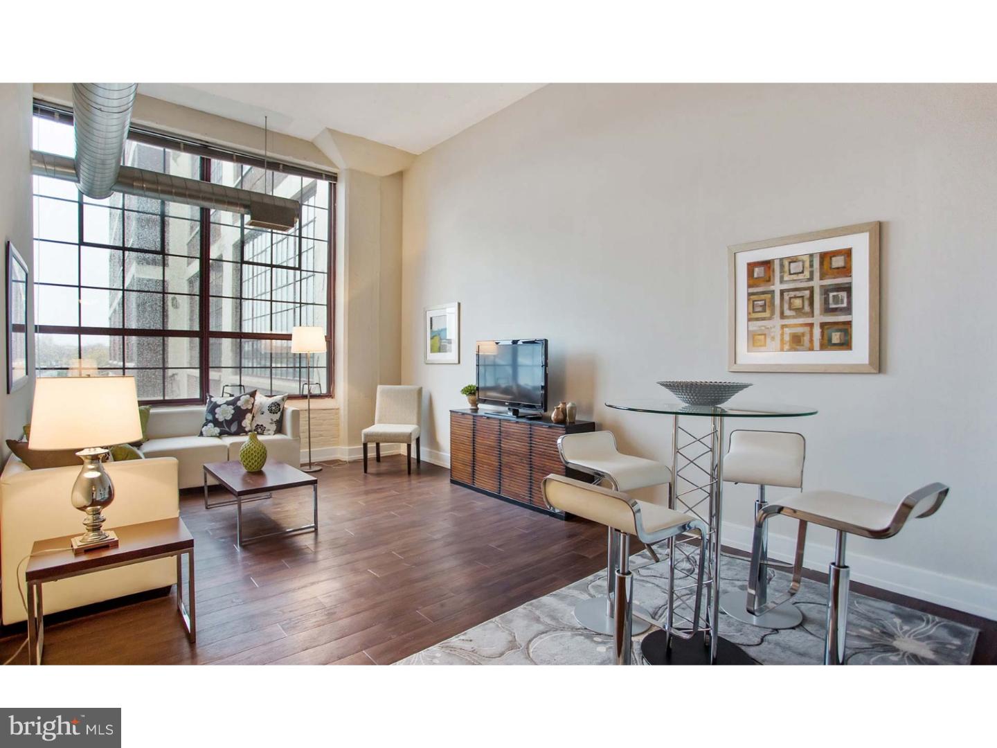 201 S 25TH STREET Unit: 1B-701