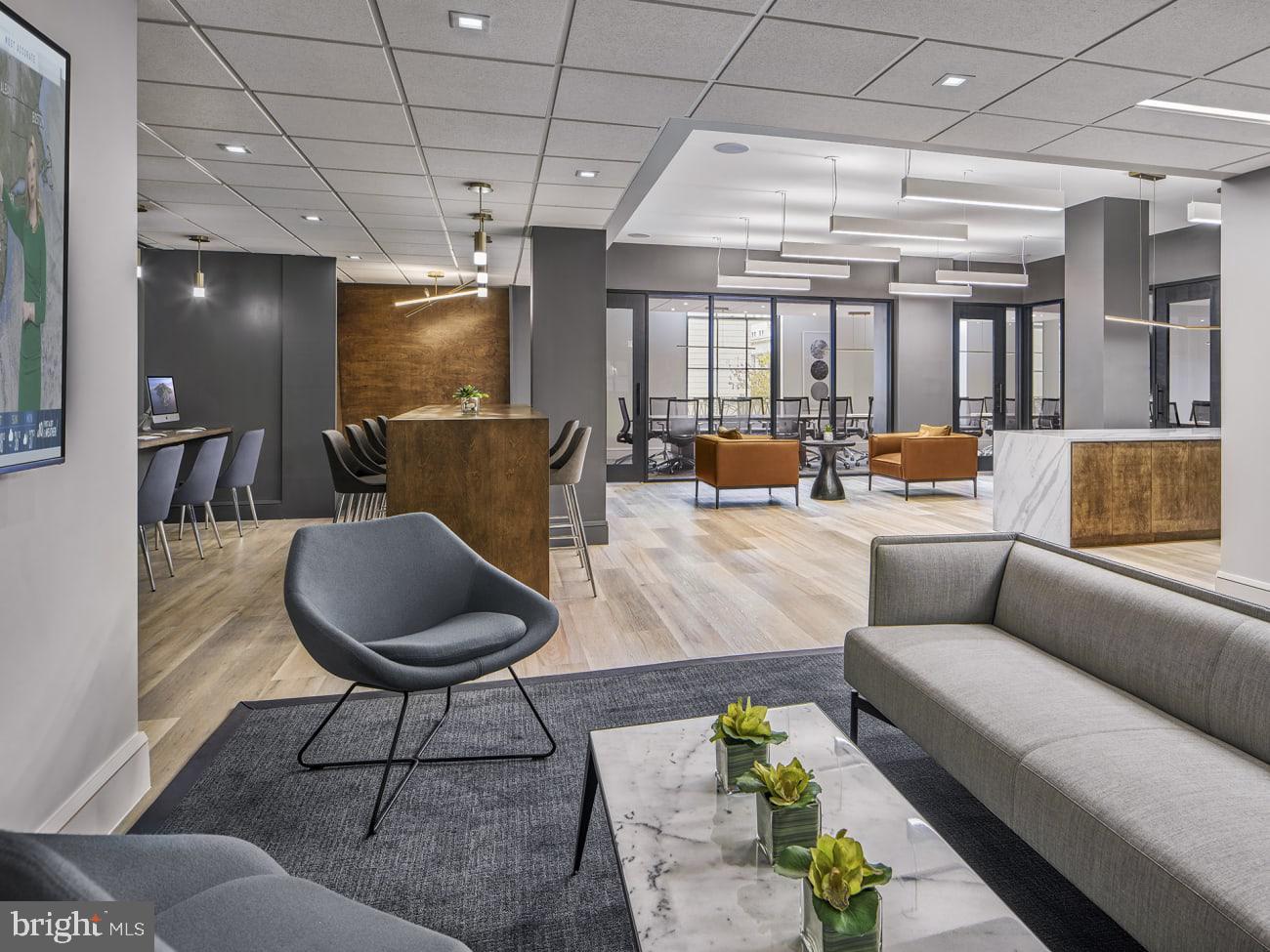 834 CHESTNUT STREET Unit: 2B-1709