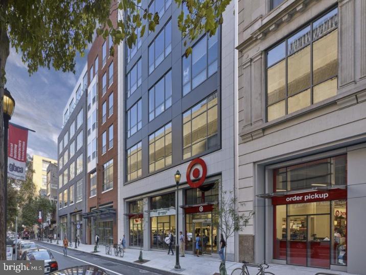 1125 SANSOM STREET Unit: 1B-528