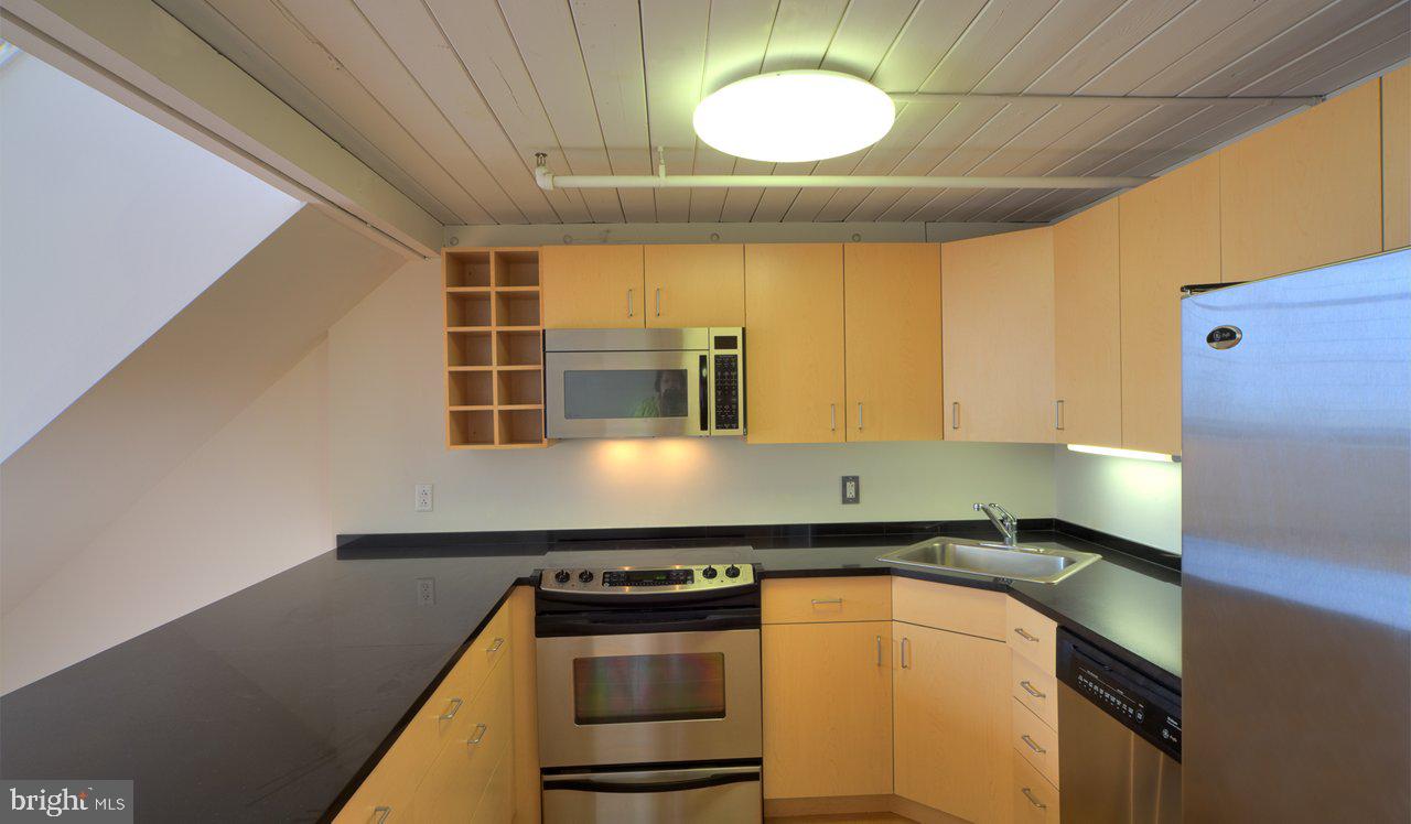 2300 WALNUT STREET Unit: 1B-231