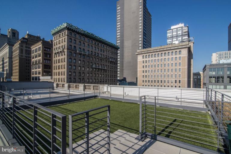 1125 SANSOM STREET Unit: 1B-316