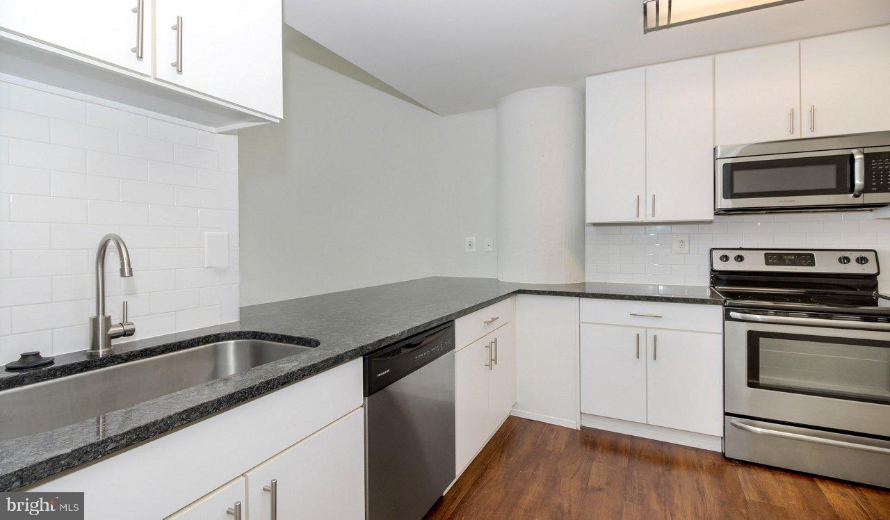 3131 WALNUT STREET Unit: 0B-631