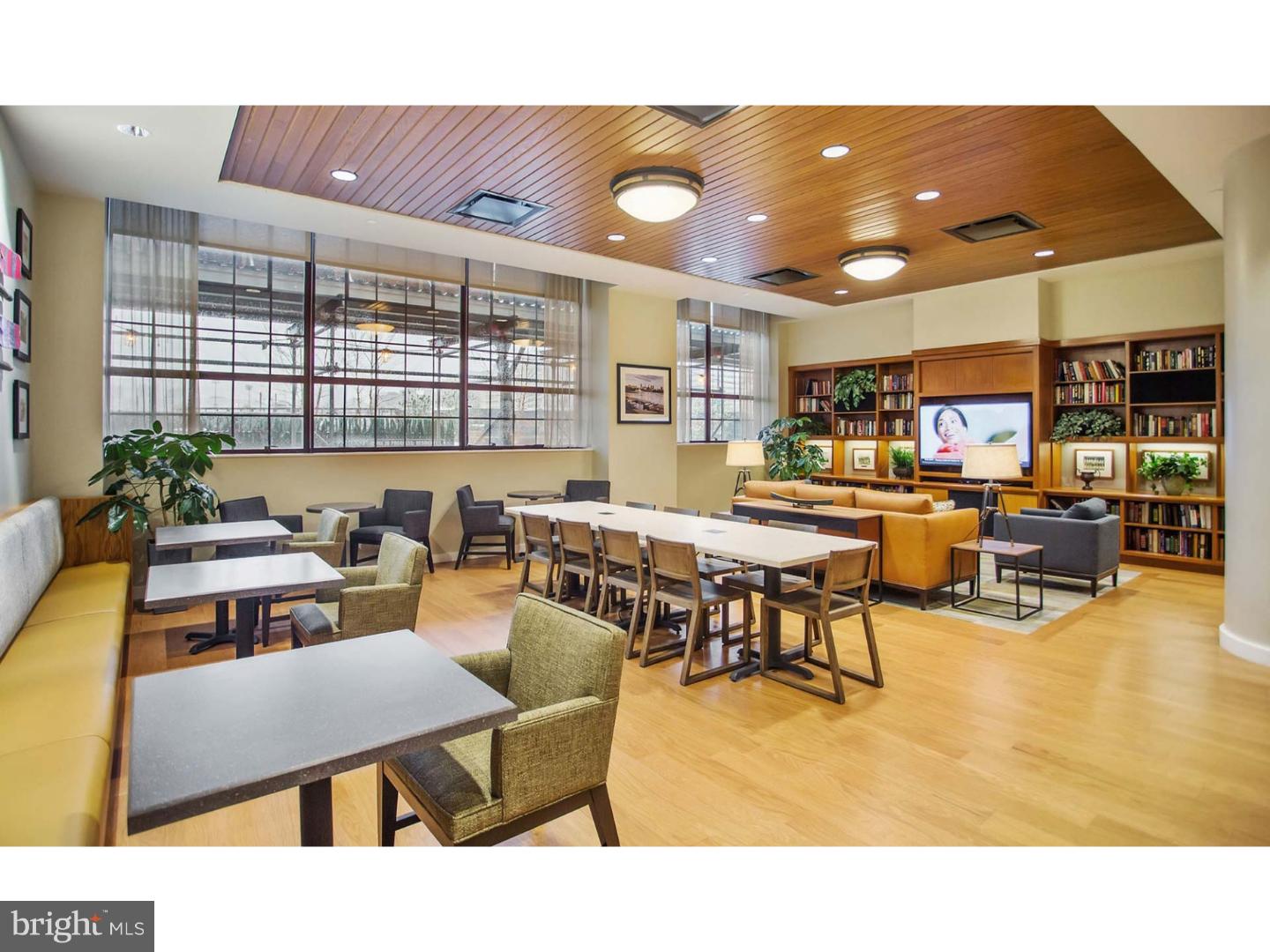 201 S 25TH STREET Unit: 1B-513