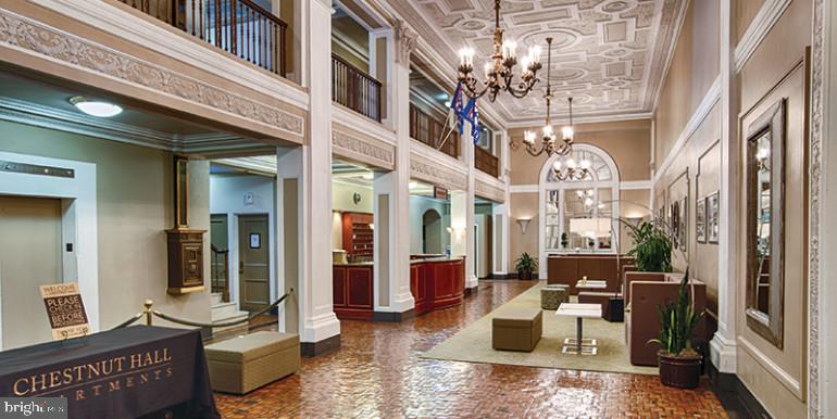 3900 CHESTNUT STREET Unit: 0B-529