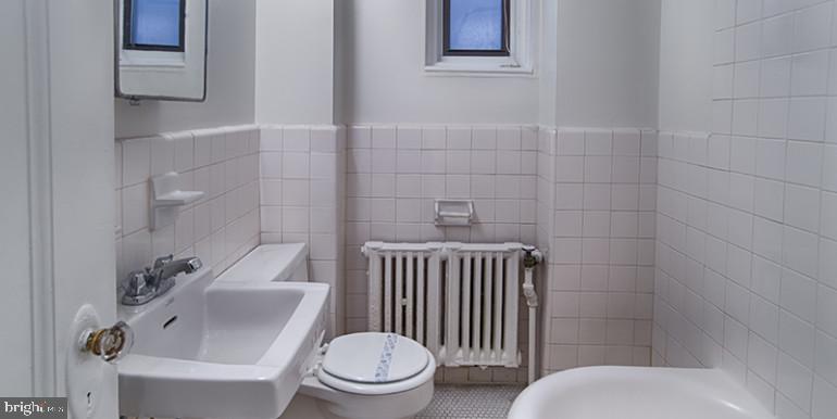 3900 CHESTNUT STREET Unit: 0B-529