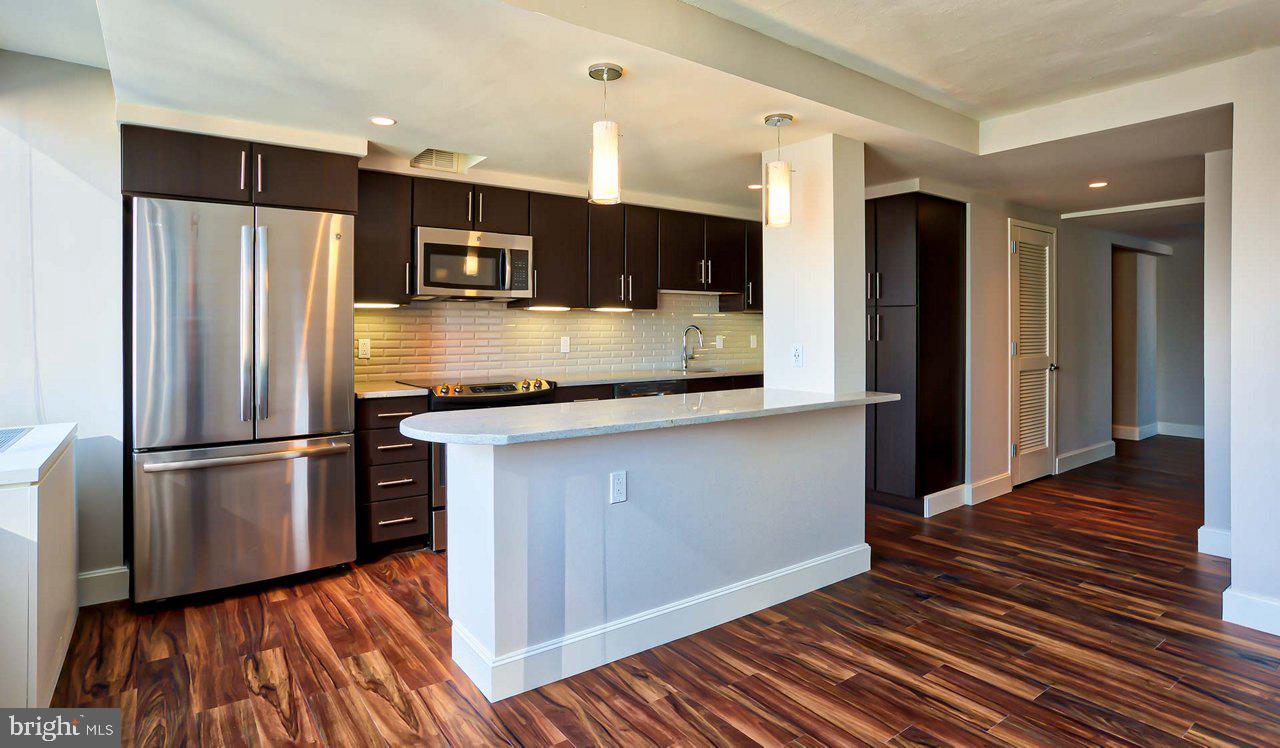1815 JOHN F KENNEDY BOULEVARD Unit: 2B-2605