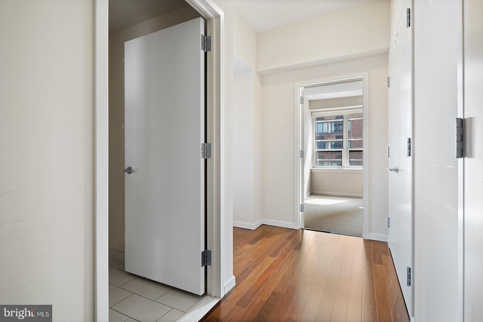 1425 LOCUST STREET Unit: 17B