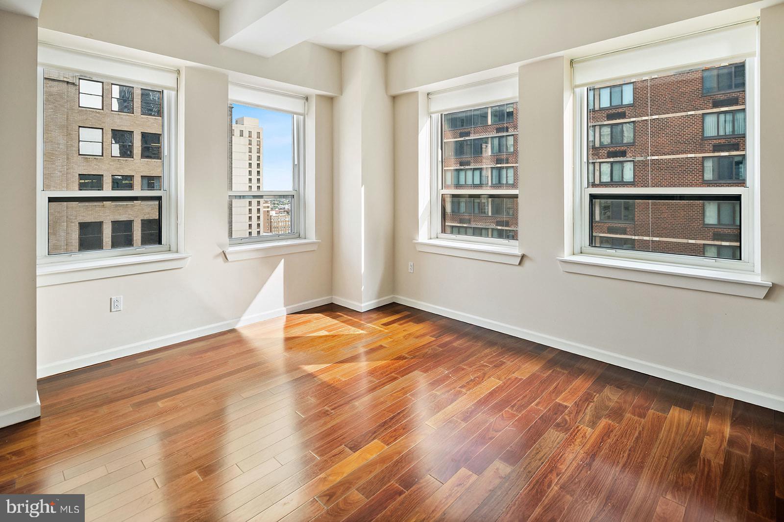 1425 LOCUST STREET Unit: 17B