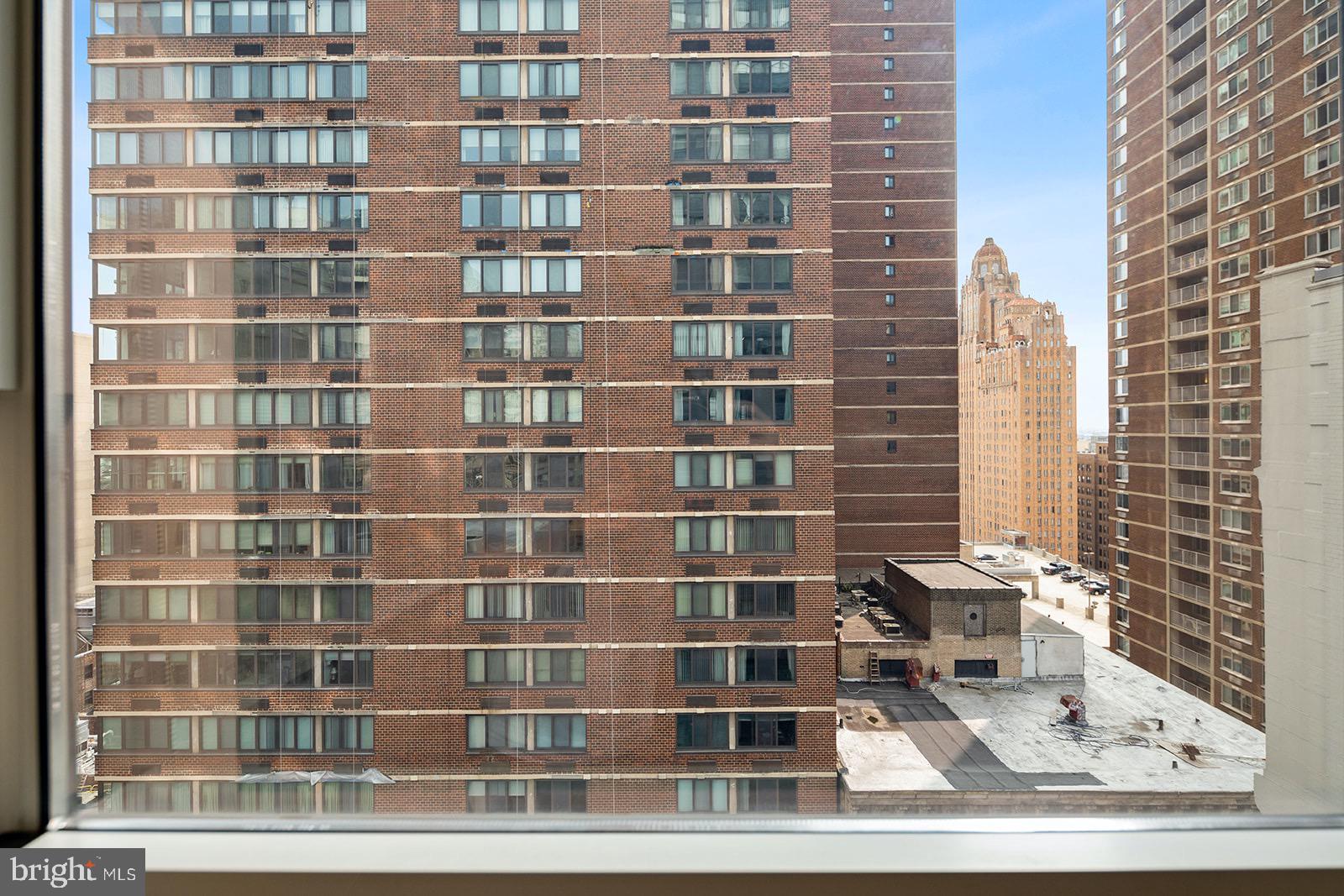 1425 LOCUST STREET Unit: 17B