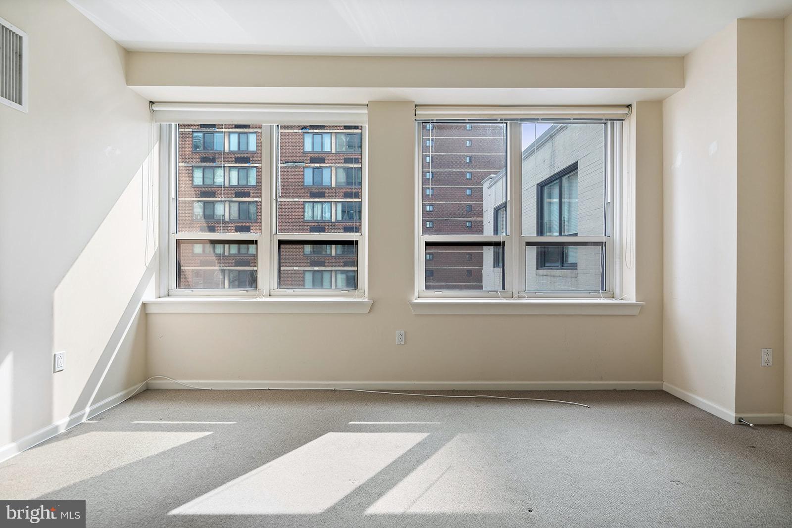 1425 LOCUST STREET Unit: 17B