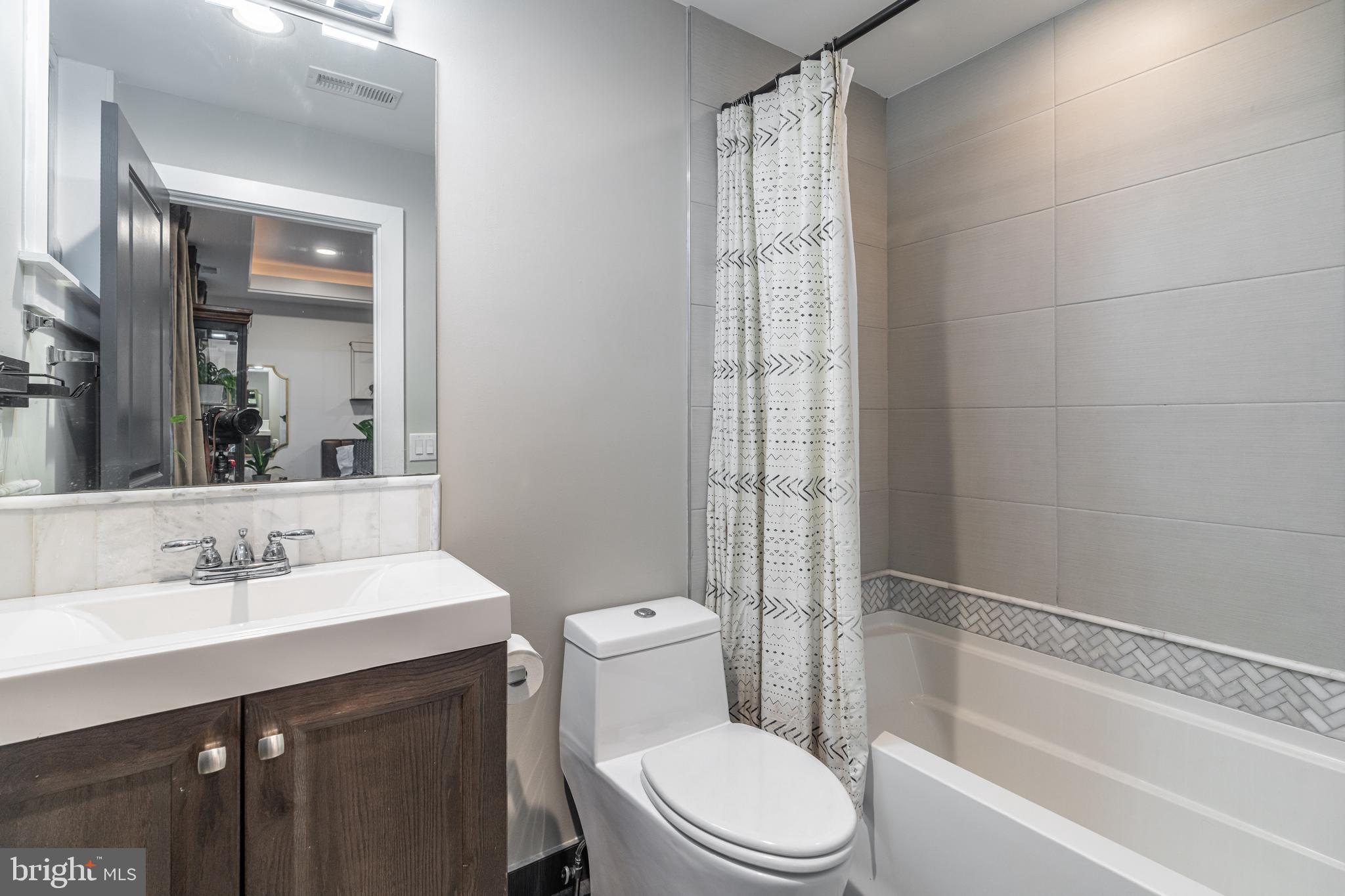 1518 Frankford Ave #4