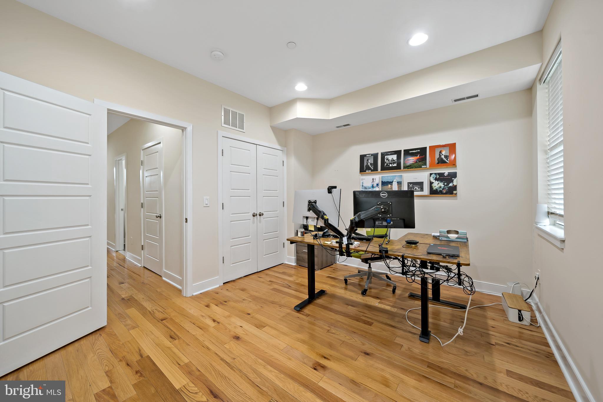 1319 S CHADWICK STREET