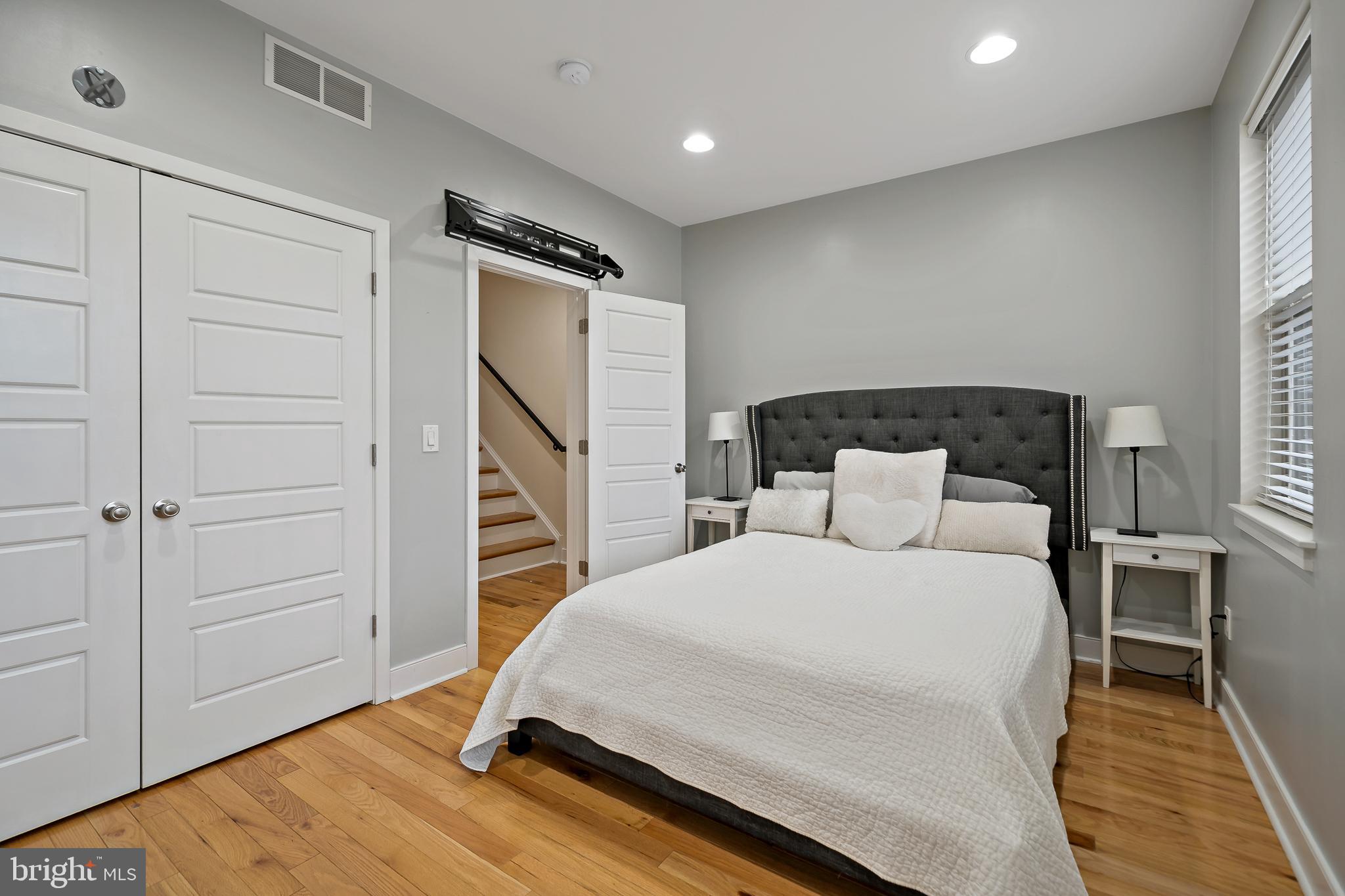 1319 S CHADWICK STREET