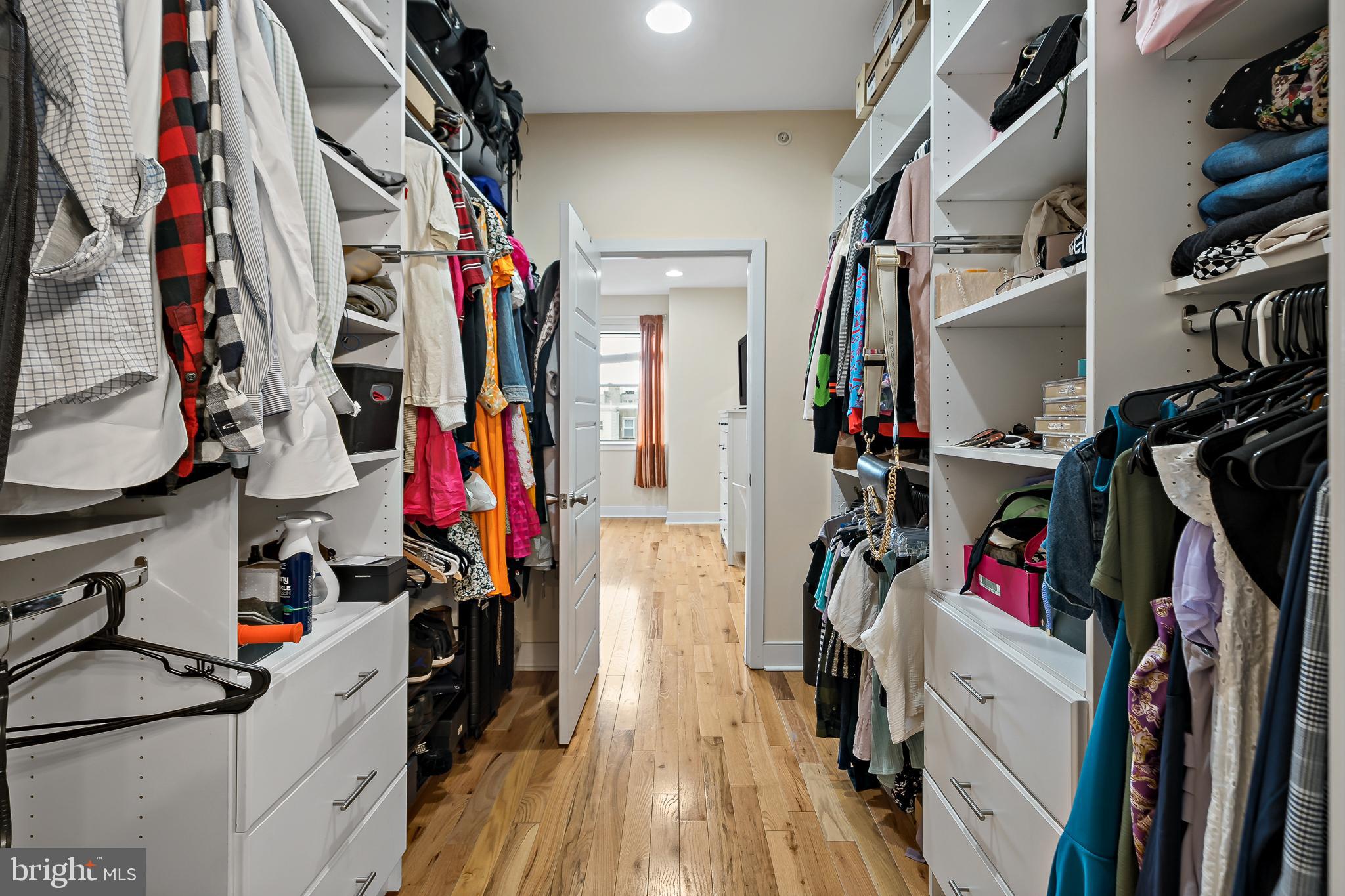 1319 S CHADWICK STREET