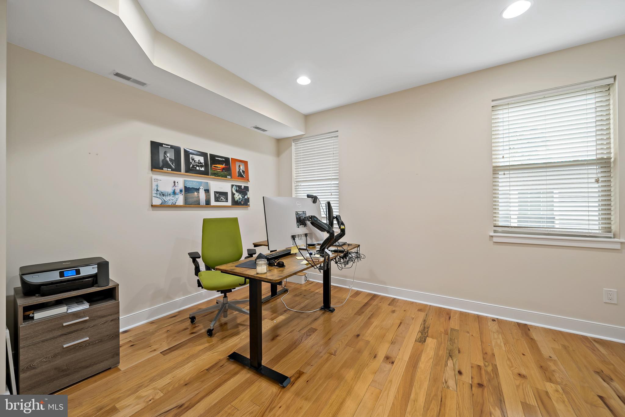 1319 S CHADWICK STREET