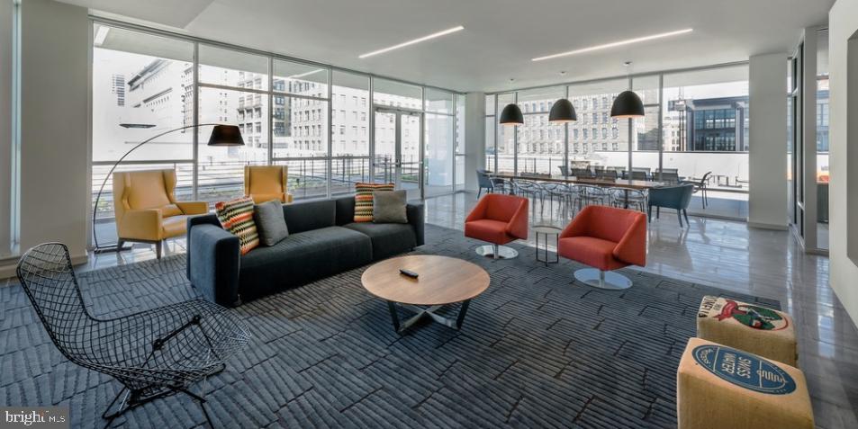 1125 Sansom STREET Unit: 2B-625