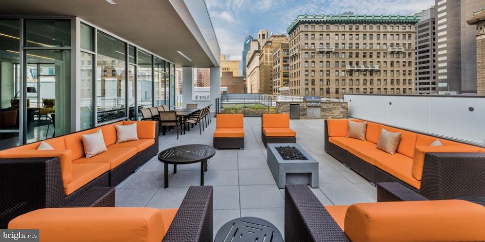 1125 Sansom STREET Unit: 2B-513