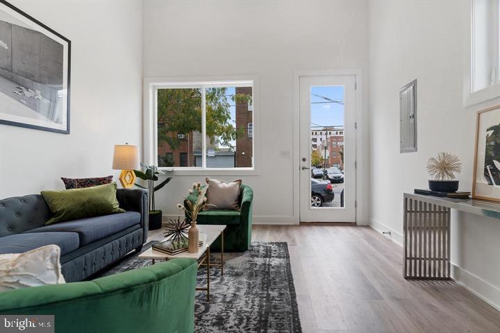 2001 E Cumberland STREET Unit: A