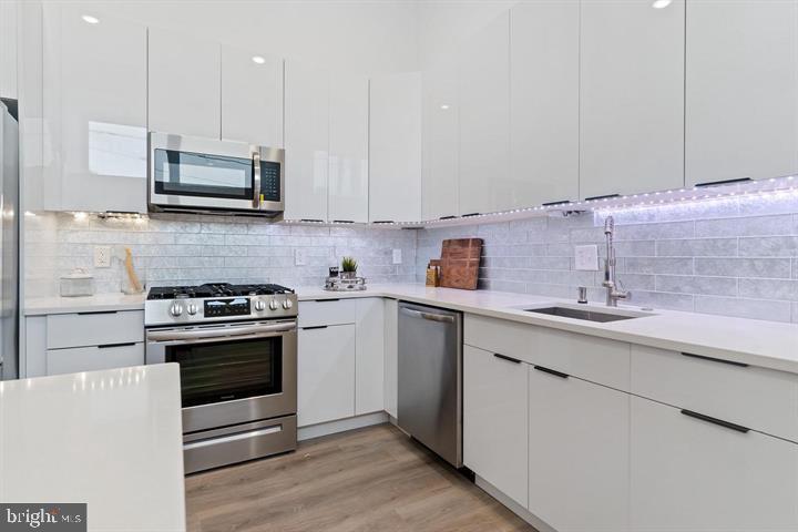 2001 E Cumberland STREET Unit: A