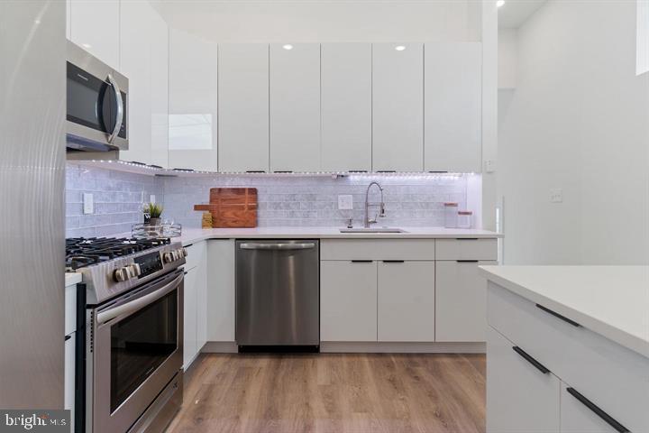 2001 E Cumberland STREET Unit: A