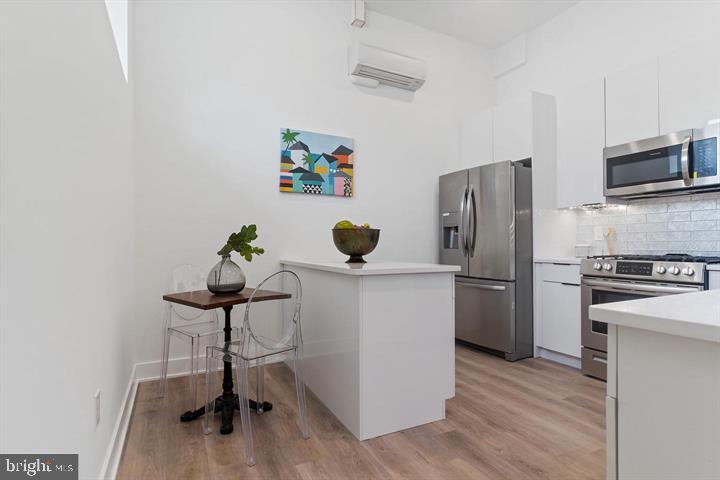 2001 E Cumberland STREET Unit: A