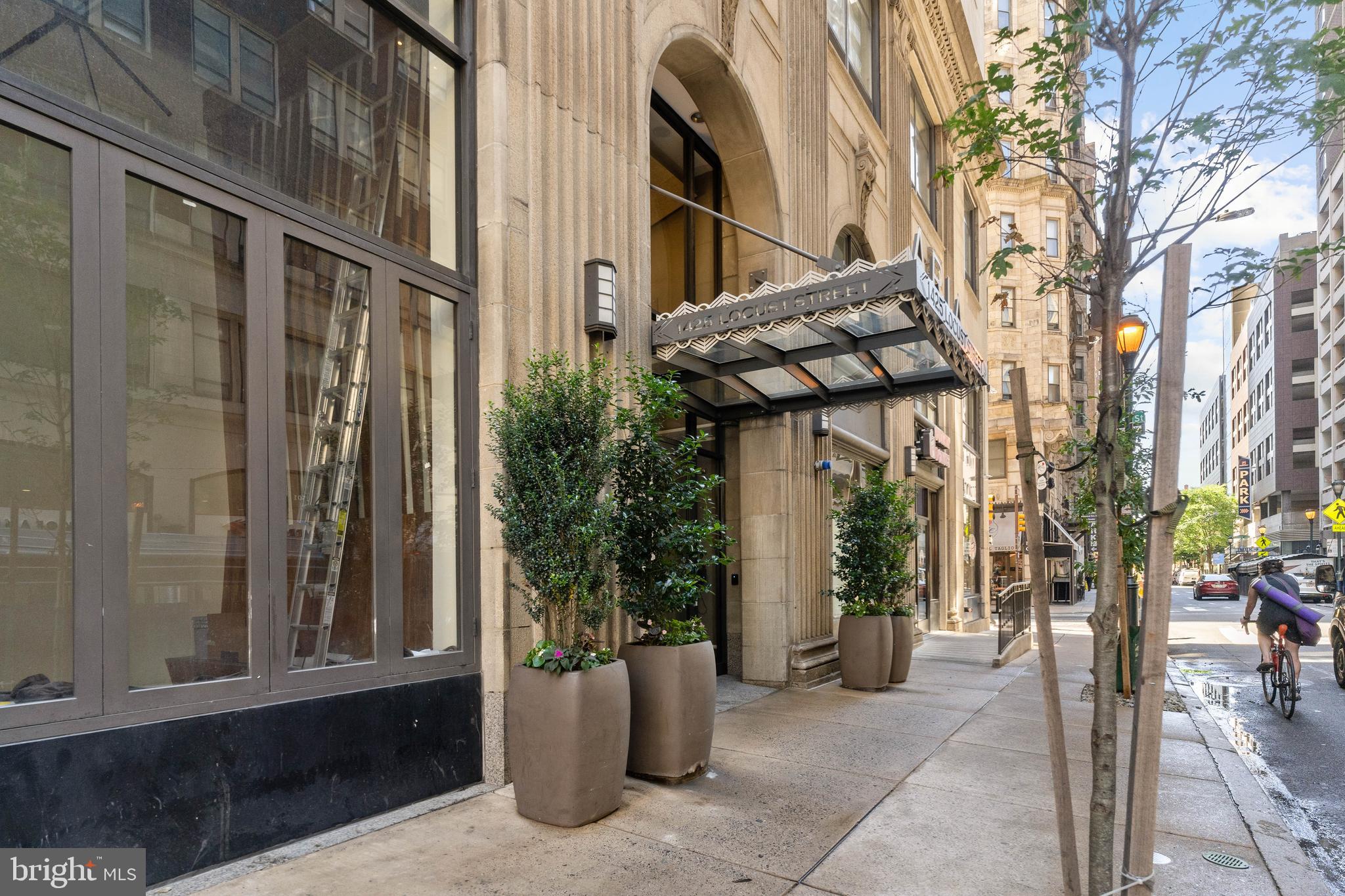 1425 Locust STREET Unit: 3D