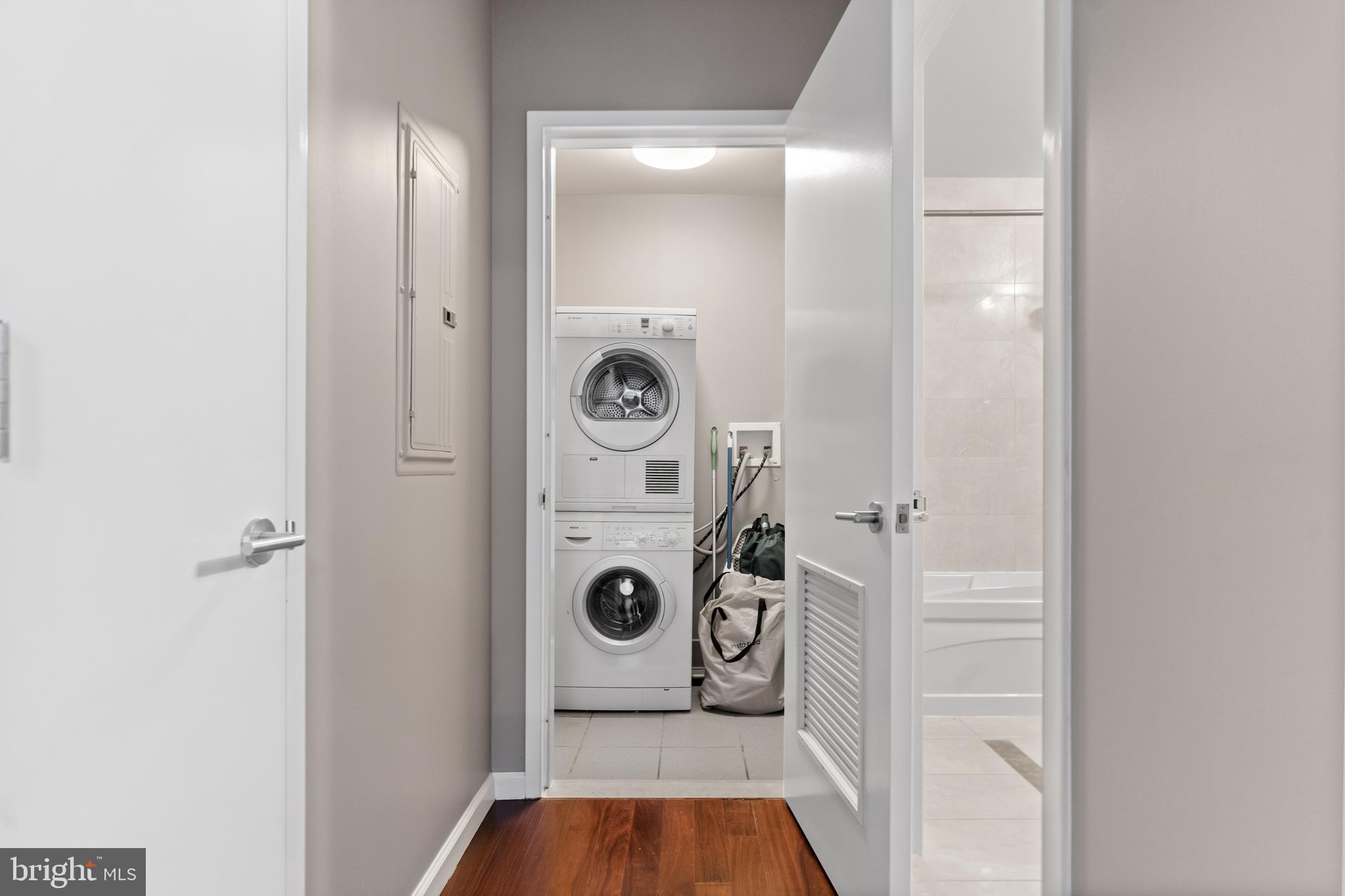 1425 Locust STREET Unit: 3D