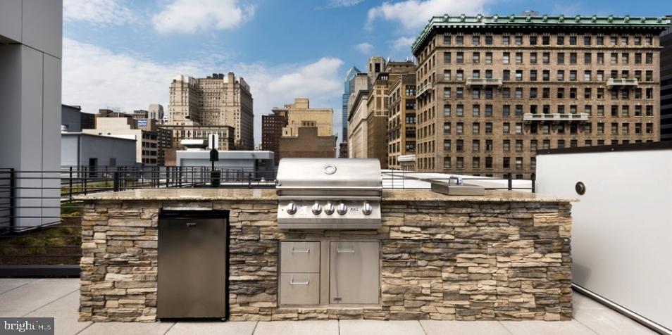 1125 Sansom STREET Unit: 1B-321