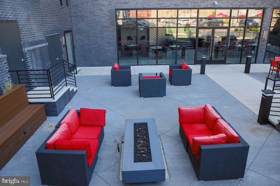 1410 N 31st STREET Unit: 1B-P-110