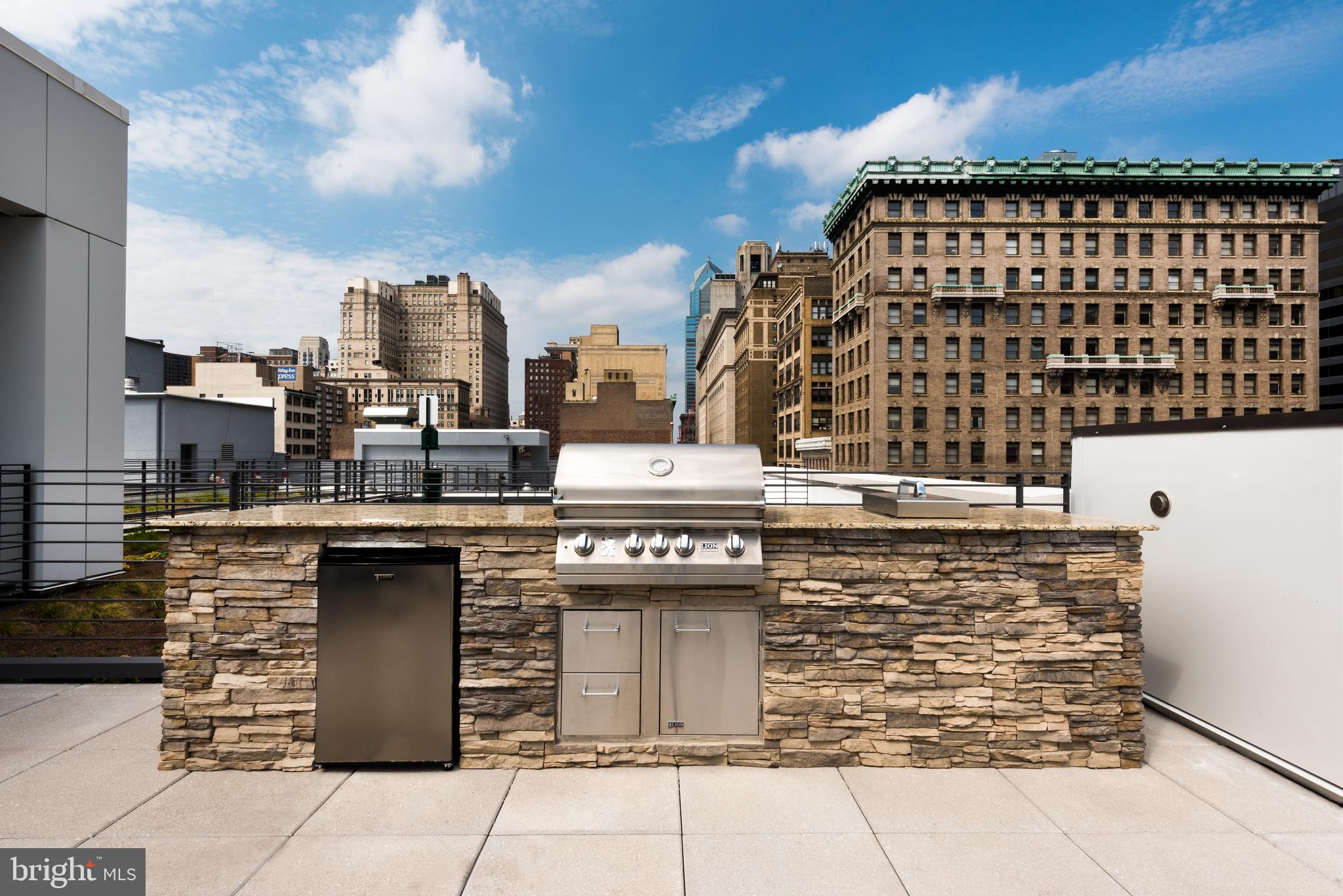 42 S 15th STREET Unit: 1B-0502