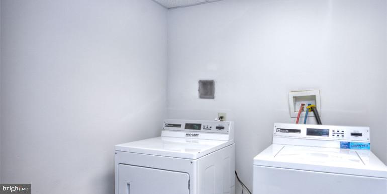 3900 Chestnut STREET Unit: 0B-812