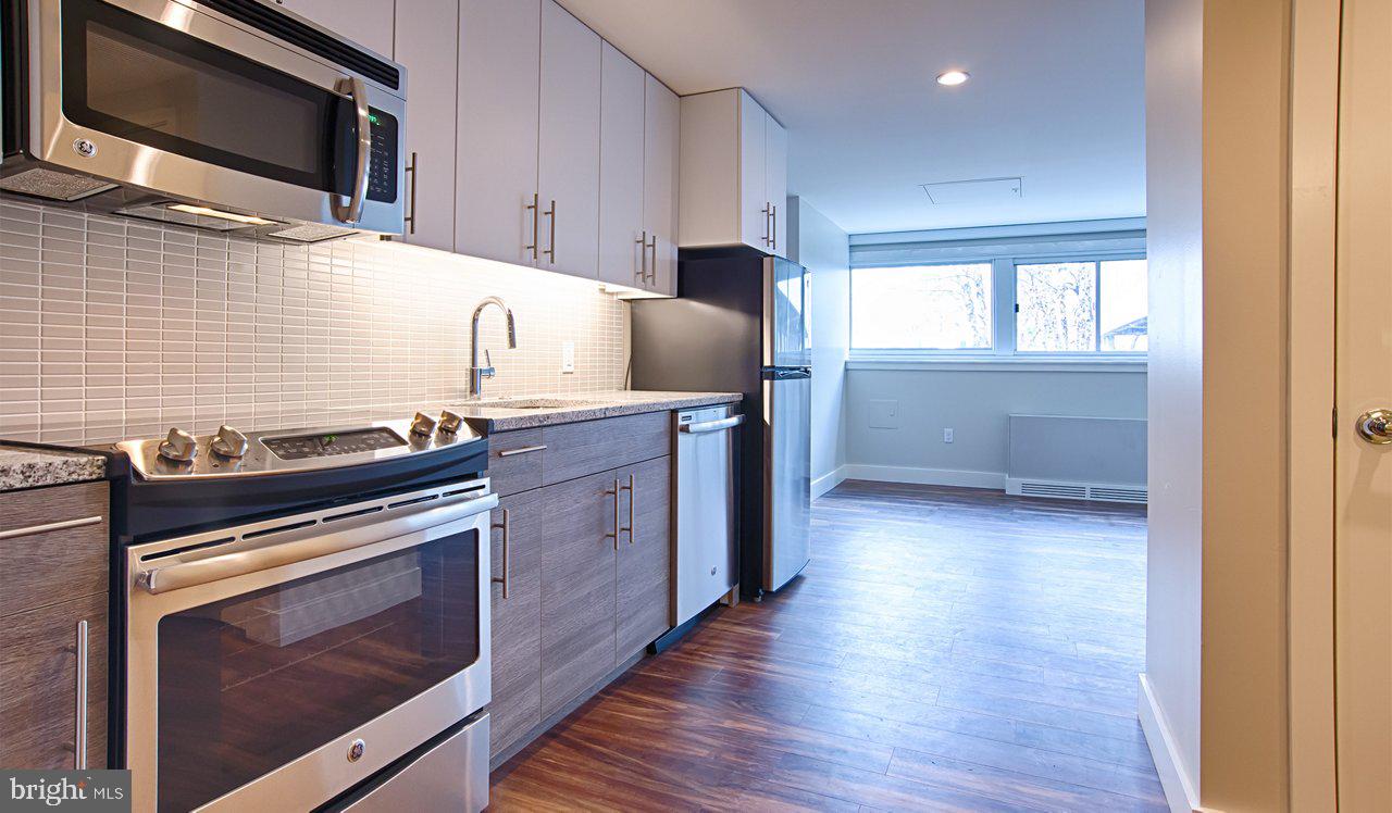 2200 Benjamin Franklin PARKWAY Unit: 0B-S0012