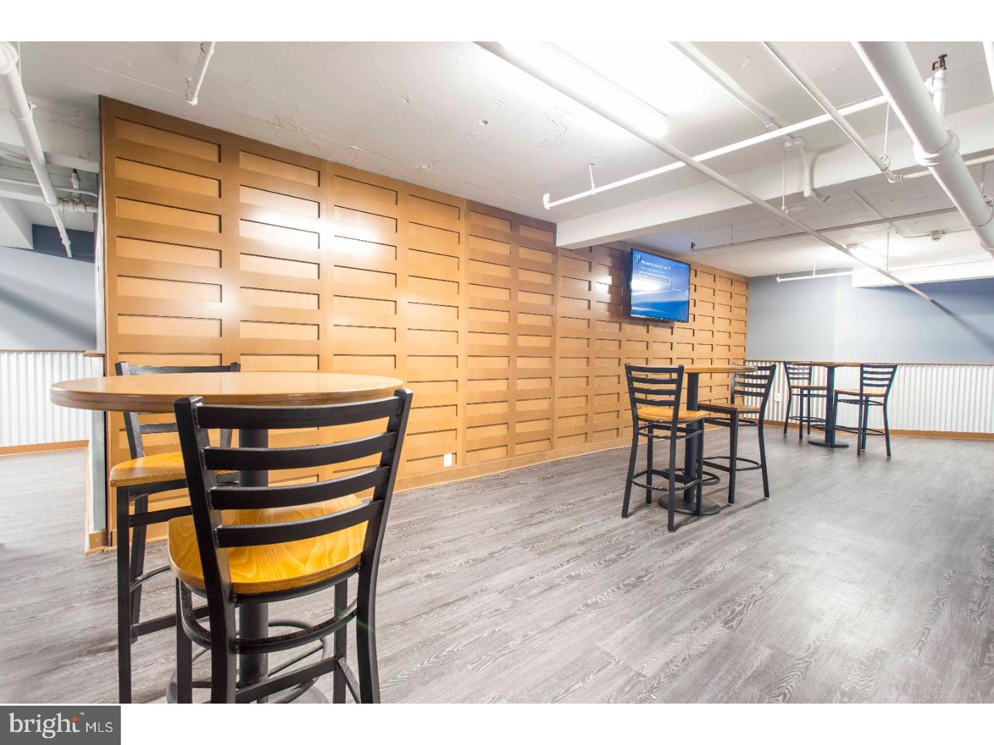 2201 Pennsylvania Ave Unit: 1114