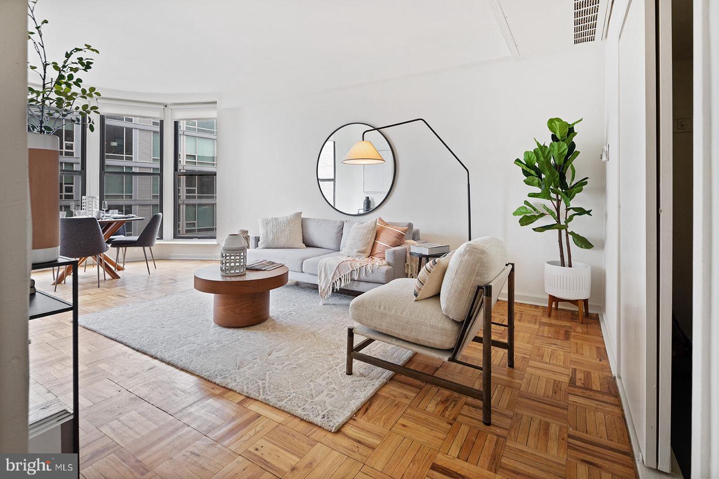 2201 Pennsylvania Ave Unit: 1114