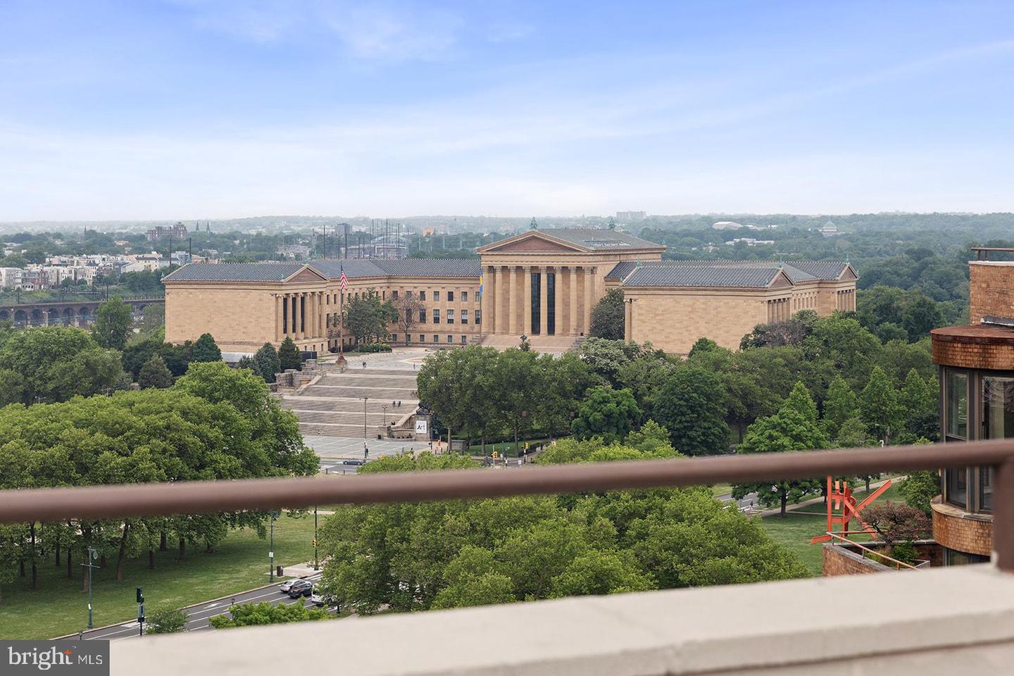 2201 Pennsylvania Ave Unit: 1114