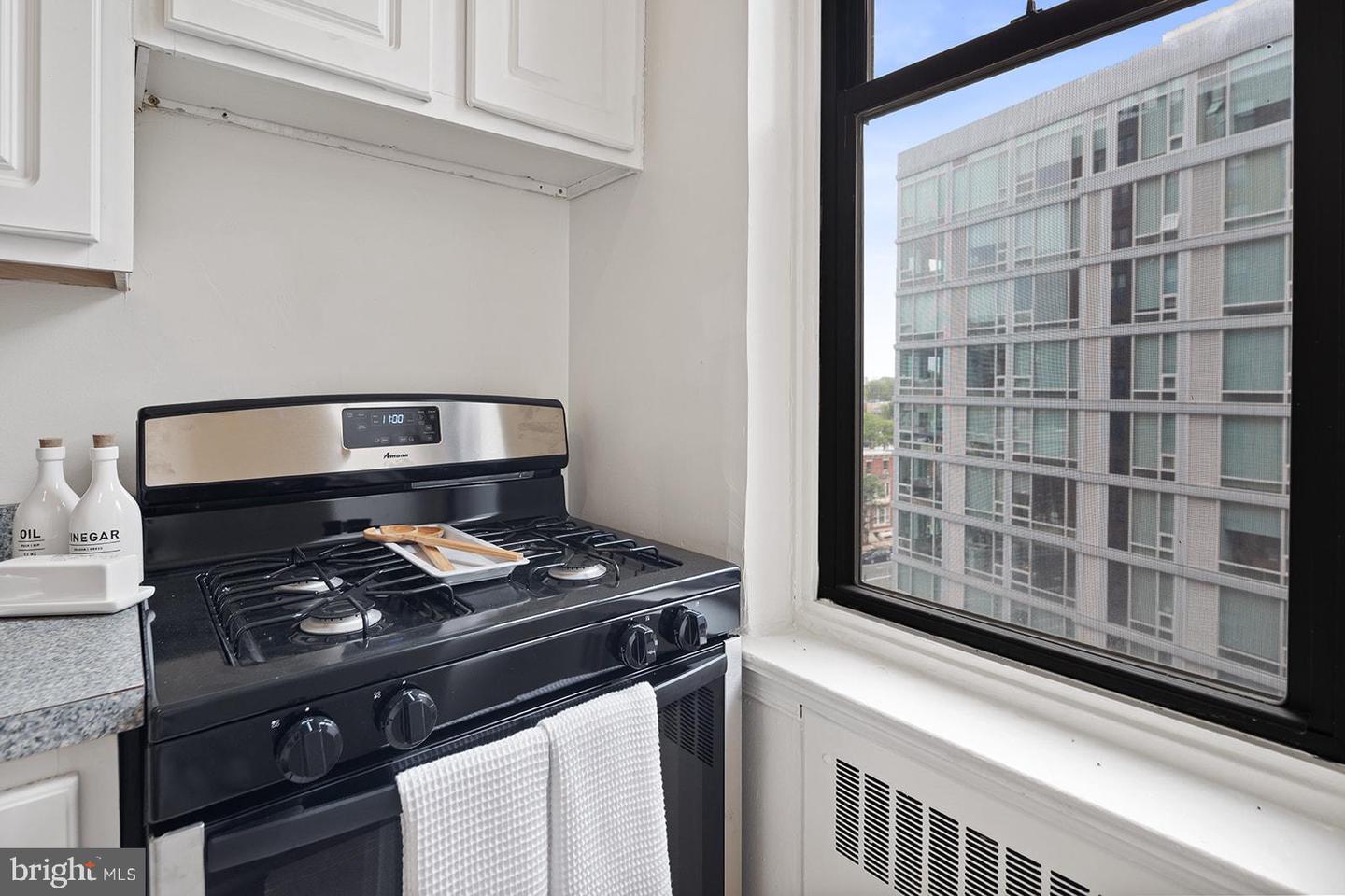 2201 Pennsylvania Ave Unit: 1114