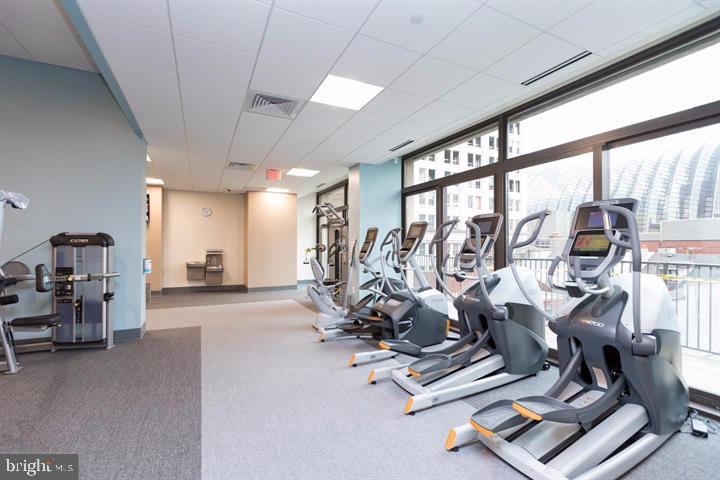 1420 Locust Street Unit: 31P