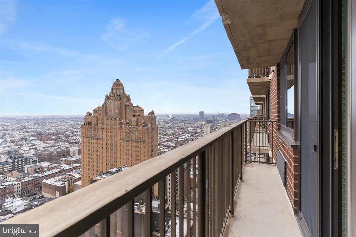 1420 Locust Street Unit: 31P